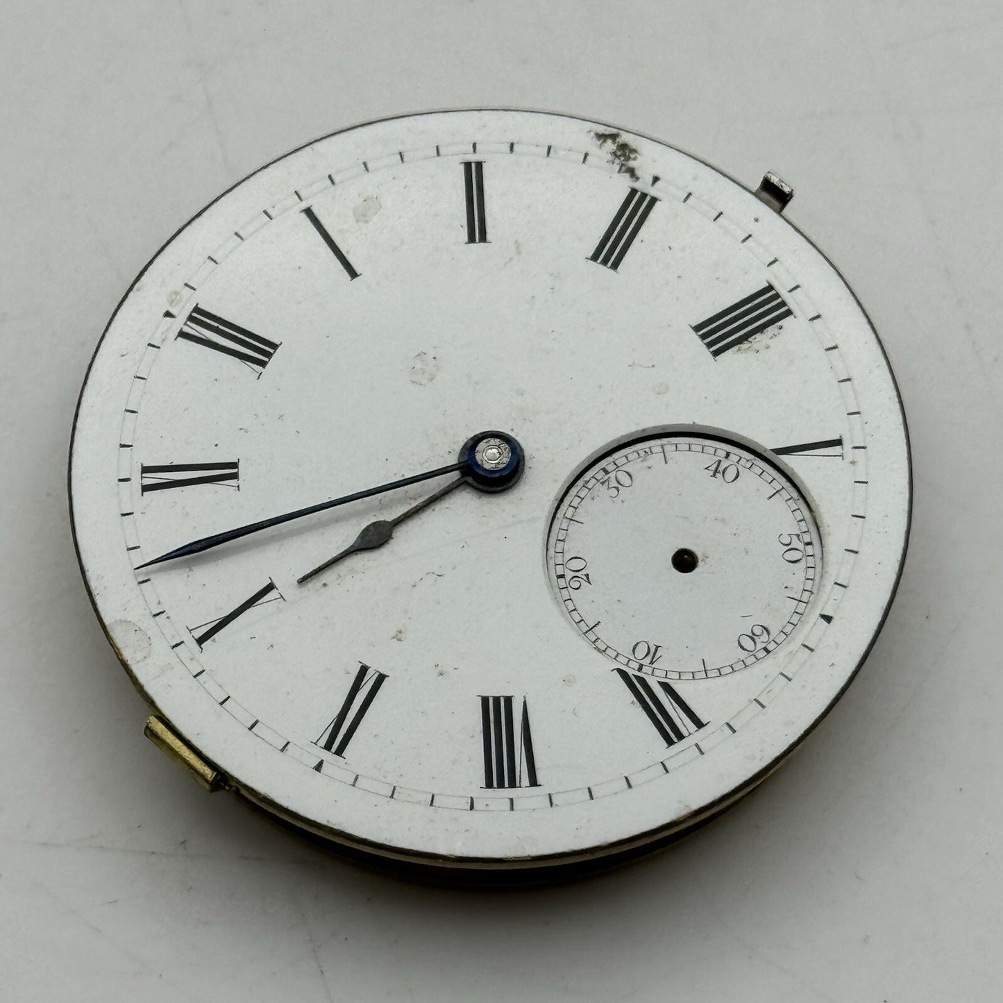 44.7mm Unidentified White Porcelain Dial Pocket Watch Movement FOR PARTS