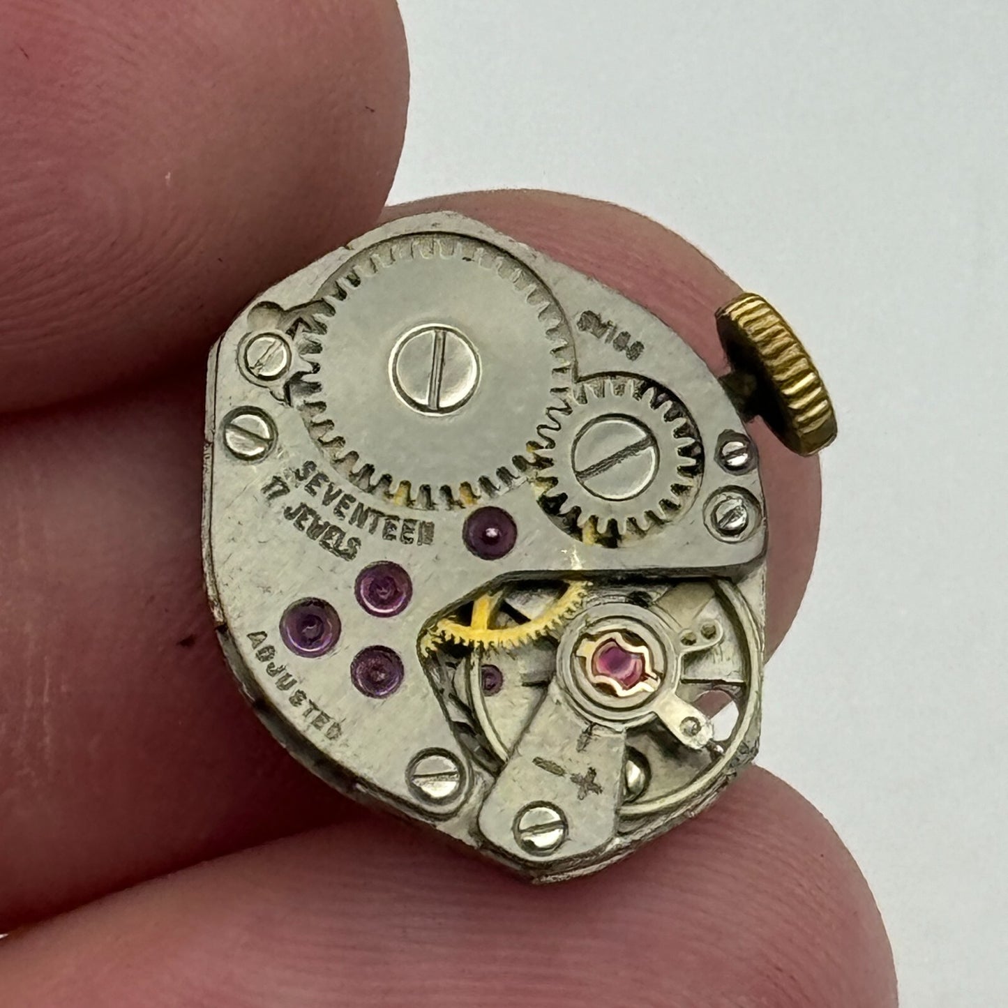 15mm Ladies FHF ST 69 Swiss 17 Jewels Manual Wind Watch Movement Vintage PARTS