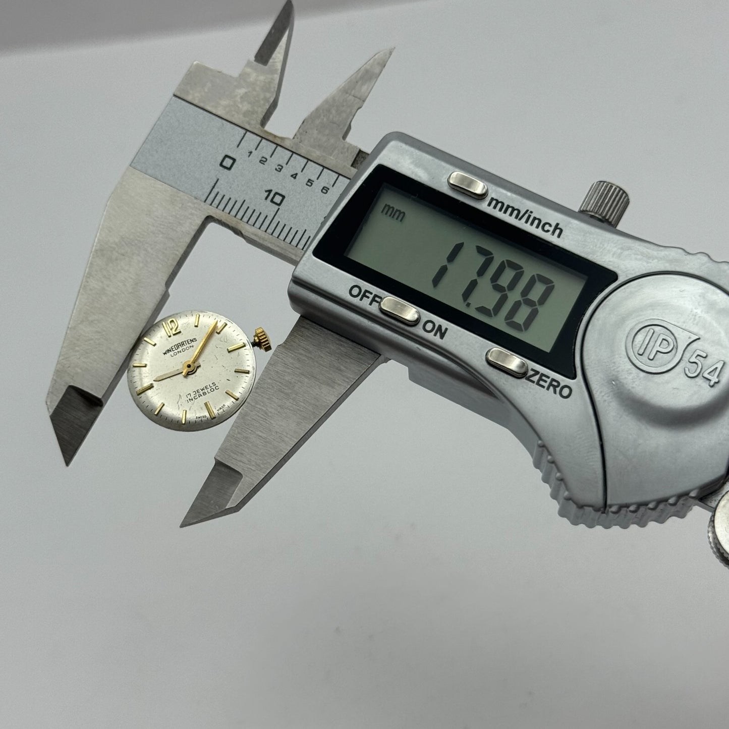 15.5mm Running Winegartens FHF 57-21 Manual Wind Swiss Made Watch Movement PARTS