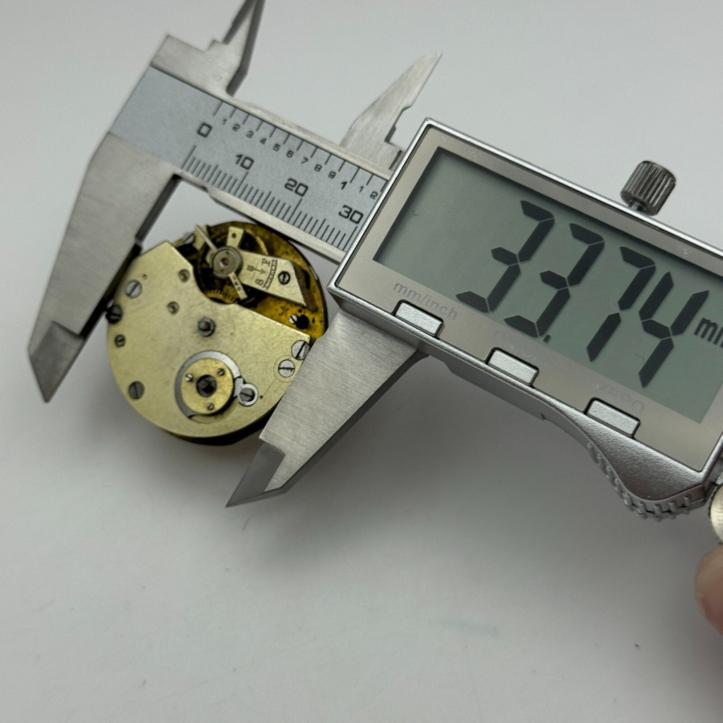 35.4mm Antique Unidentified Key Wound Pocket Watch Movement PARTS REPAIR SPARES