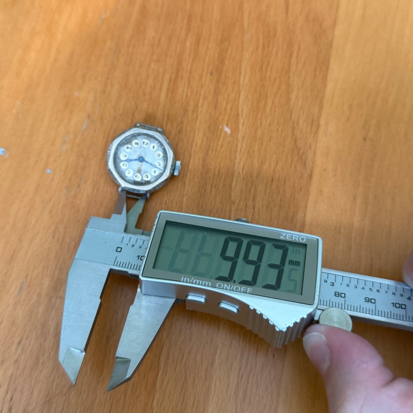 26mm Vintage Interesting Swiss Made Bullseye Manual Wind Watch PARTS / REPAIR