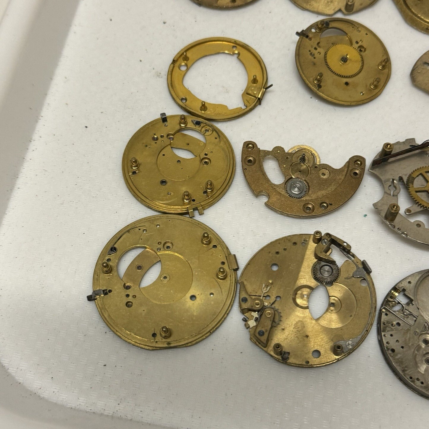 400 Grams Mixed Partial Pocket Watch Movements Watchmakers Job Lot Spares Parts
