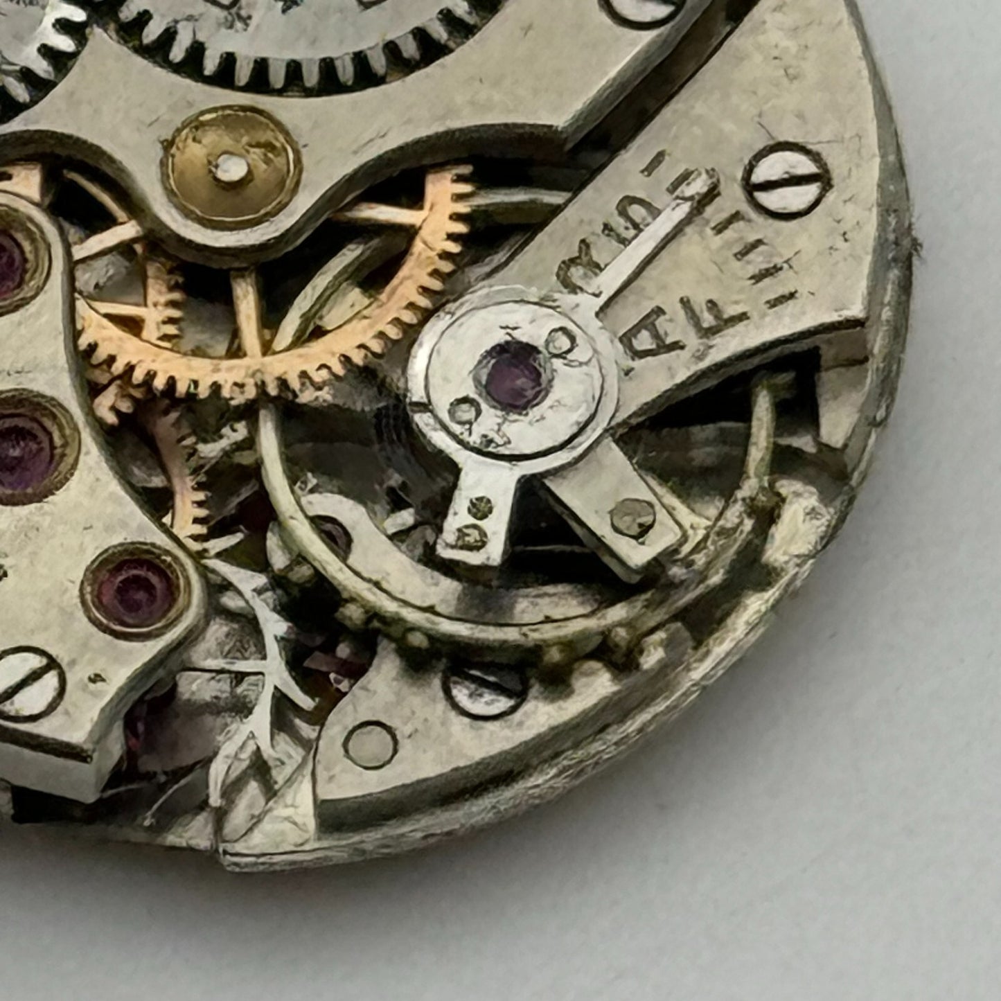 19.6mm Running Buren Cal 355 Manual Wind Swiss Watch Movement Vintage PARTS
