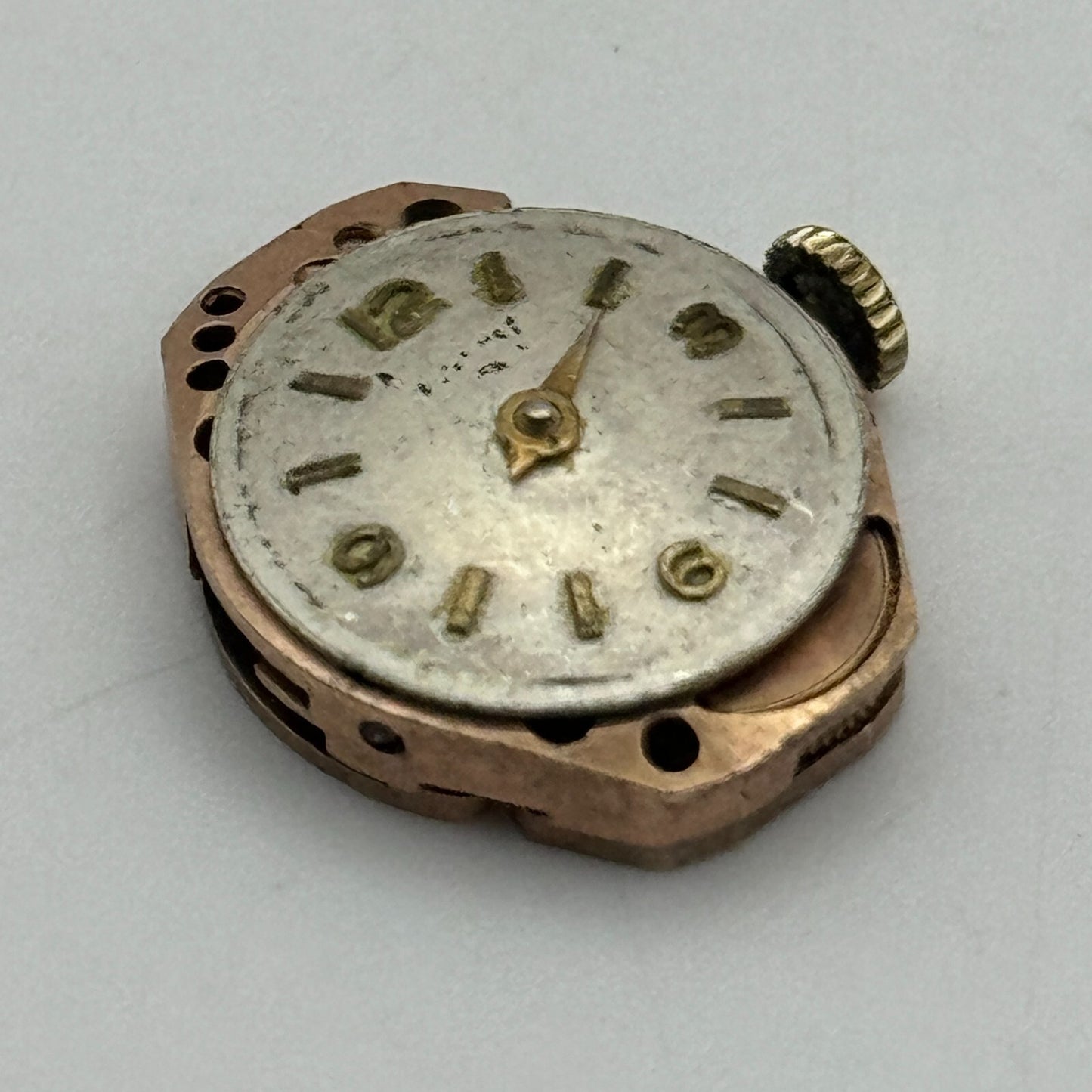 15mm Ladies Accurist FHF 60 Manual Wind Watch Movement Swiss Vintage PARTS