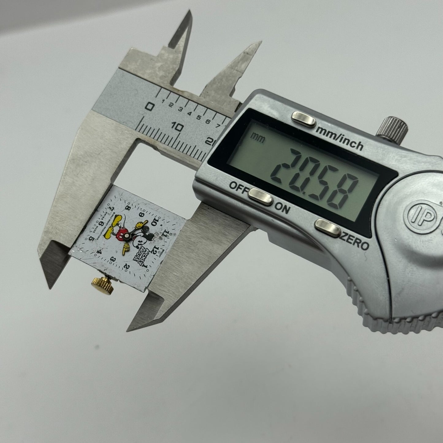 19.7mm Walt Disney EB 8461-74 Manual Wind Swiss Watch Movement PARTS SPARES