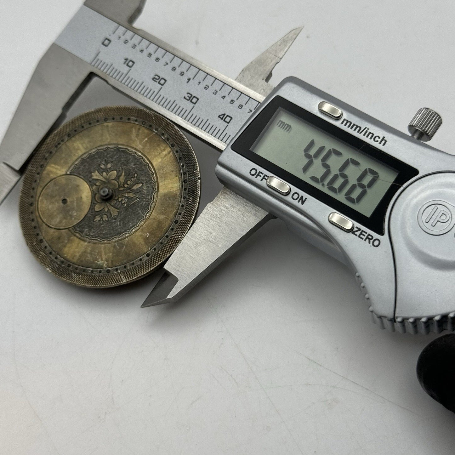 45.6mm Unidentified Beautiful Dial Partial Pocket Watch Movement FOR PARTS