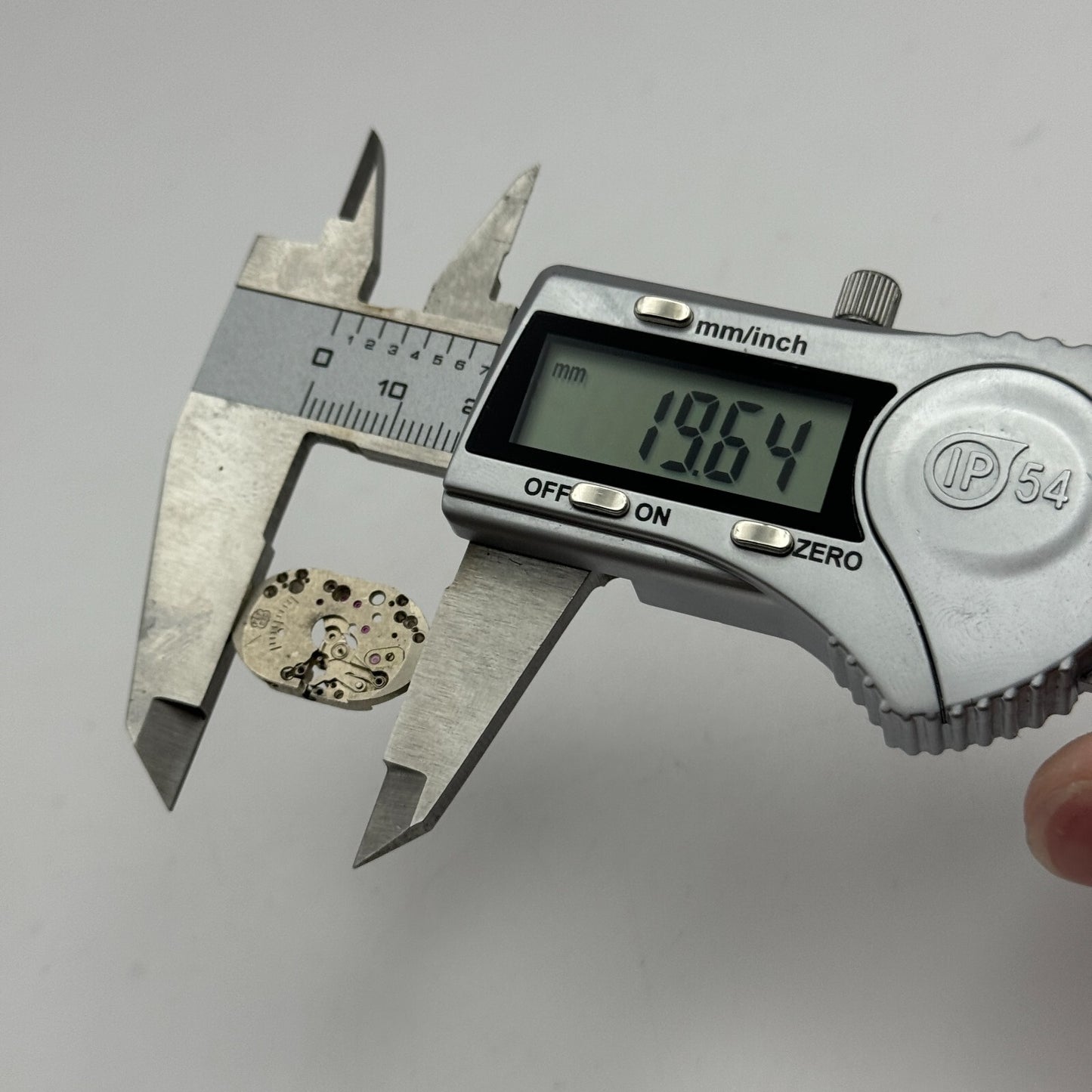 12.8mm Ladies FEF 270 Partial Manual Wind Watch Movement Swiss Vintage PARTS