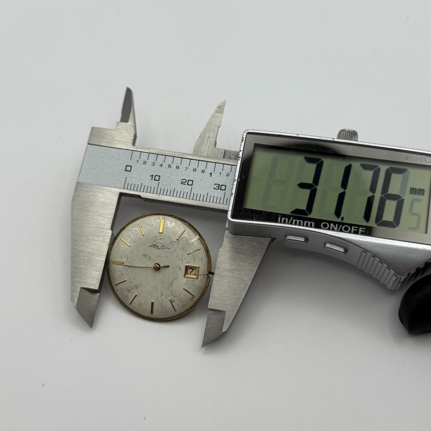 ETA 2408 Watch Movement Talis Manual Wind Vintage Swiss Parts Repair 30.9mm