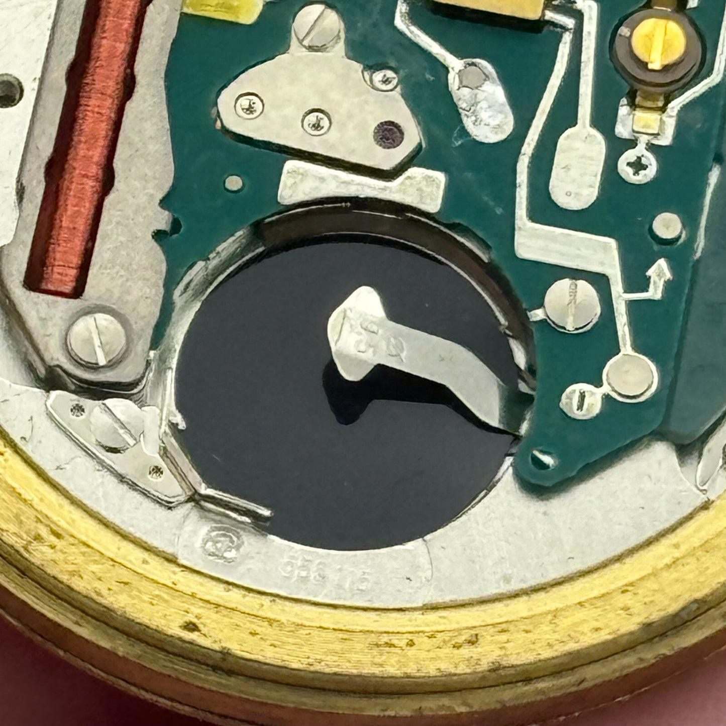 31.5mm Men’s Garrard ETA 555.115 Quartz Watch Movement Vintage UNTESTED PARTS