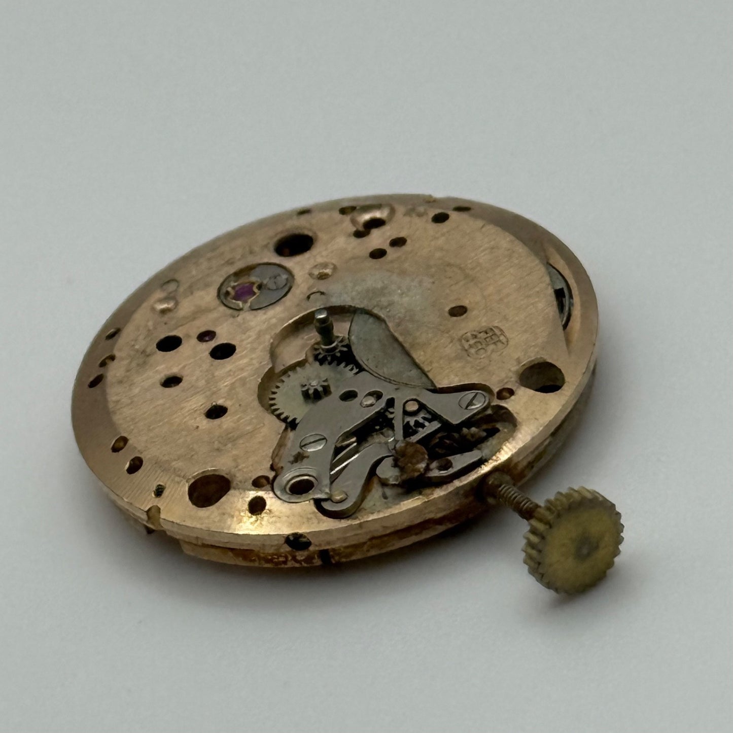 FEF 290 Watch Movement Manual Wind Vintage Swiss For Parts Or Repair 23.6mm