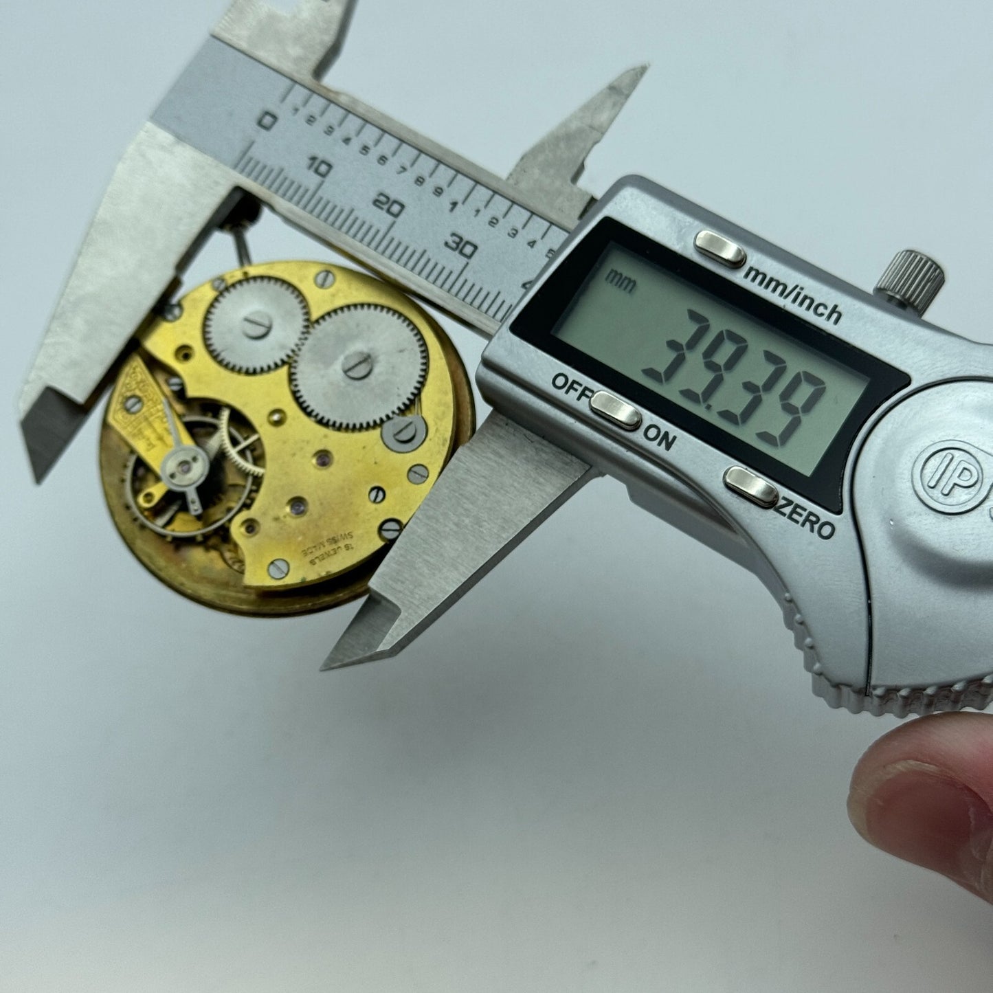 42.9mm Open Face Balance Intact Swiss 15 Jewels Pocket Watch Movement PARTS