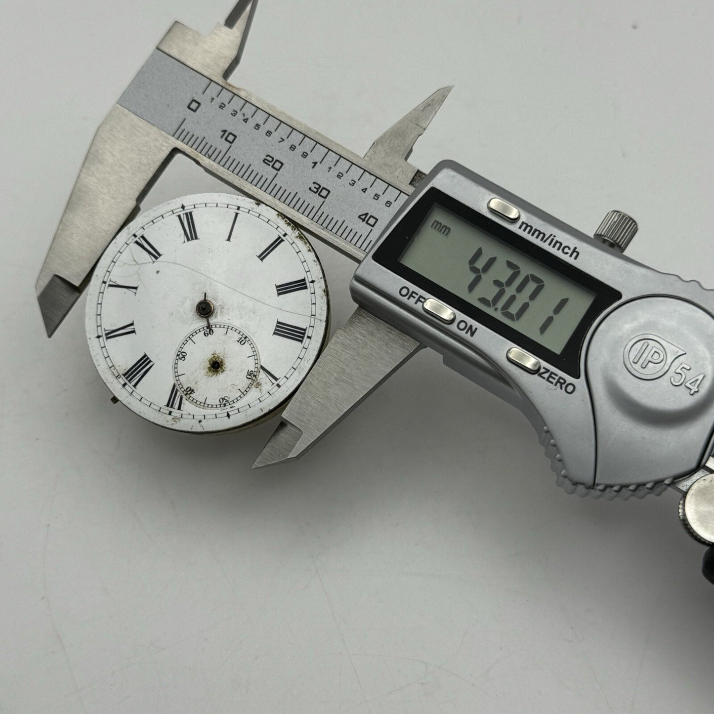 43mm Manual Wind Antique Key Wound Dial Pocket Watch Movement FOR PARTS