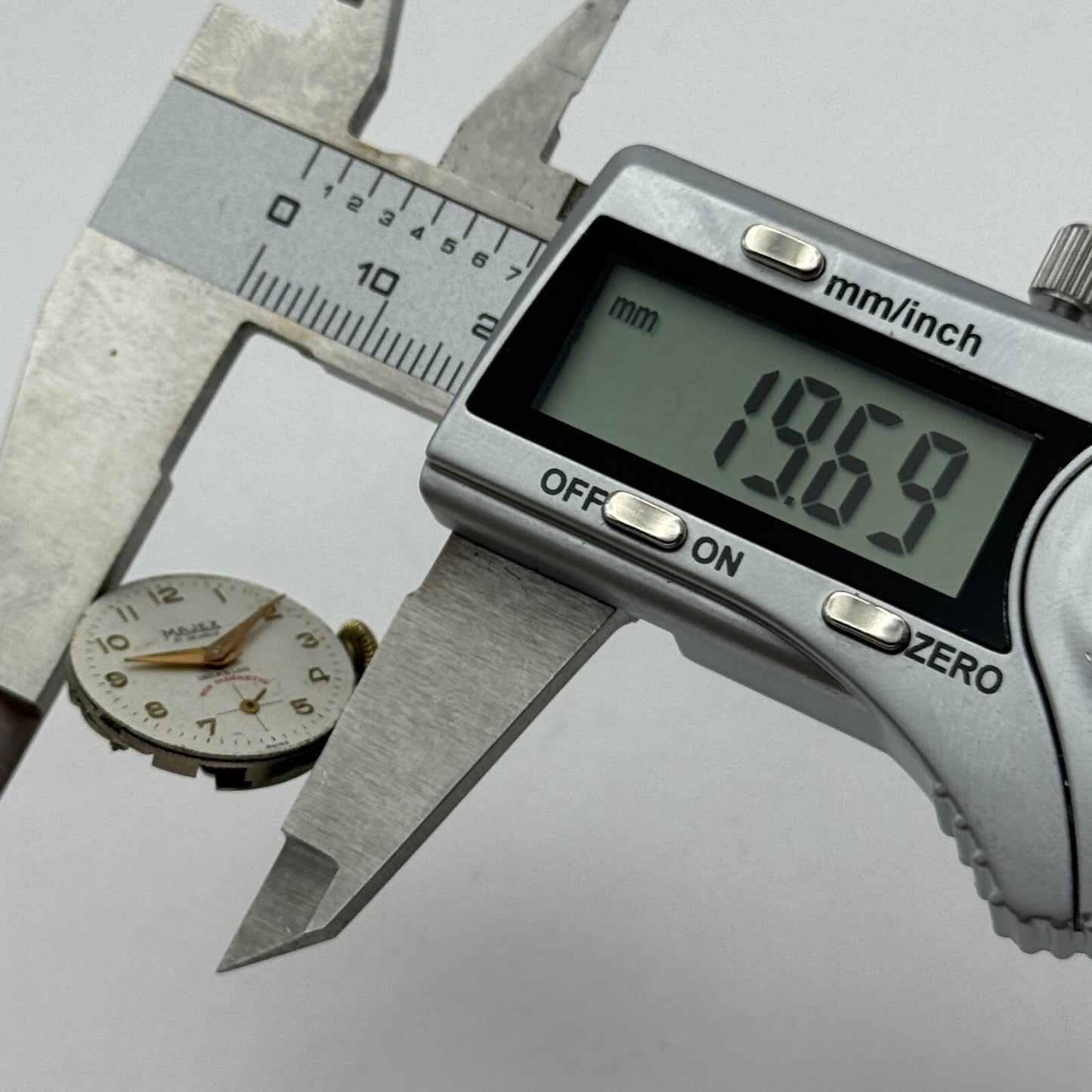 19.6mm Majex UT Unitas 6360 Runs Shortly Manual Wind Swiss Watch Movement PARTS