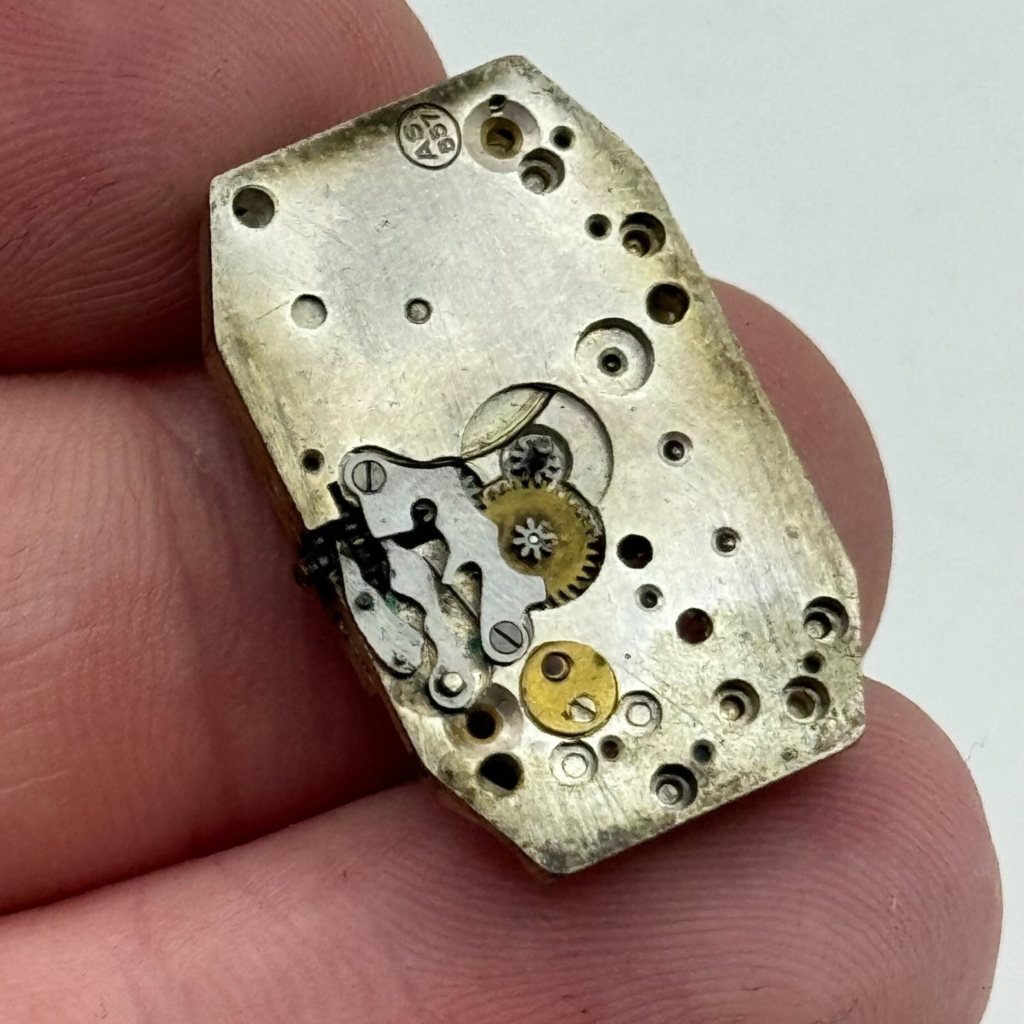 15.9mm Ladies AS 557 Tank Watch Movement Manual Wind 15 Jewel Swiss PARTS SPARES