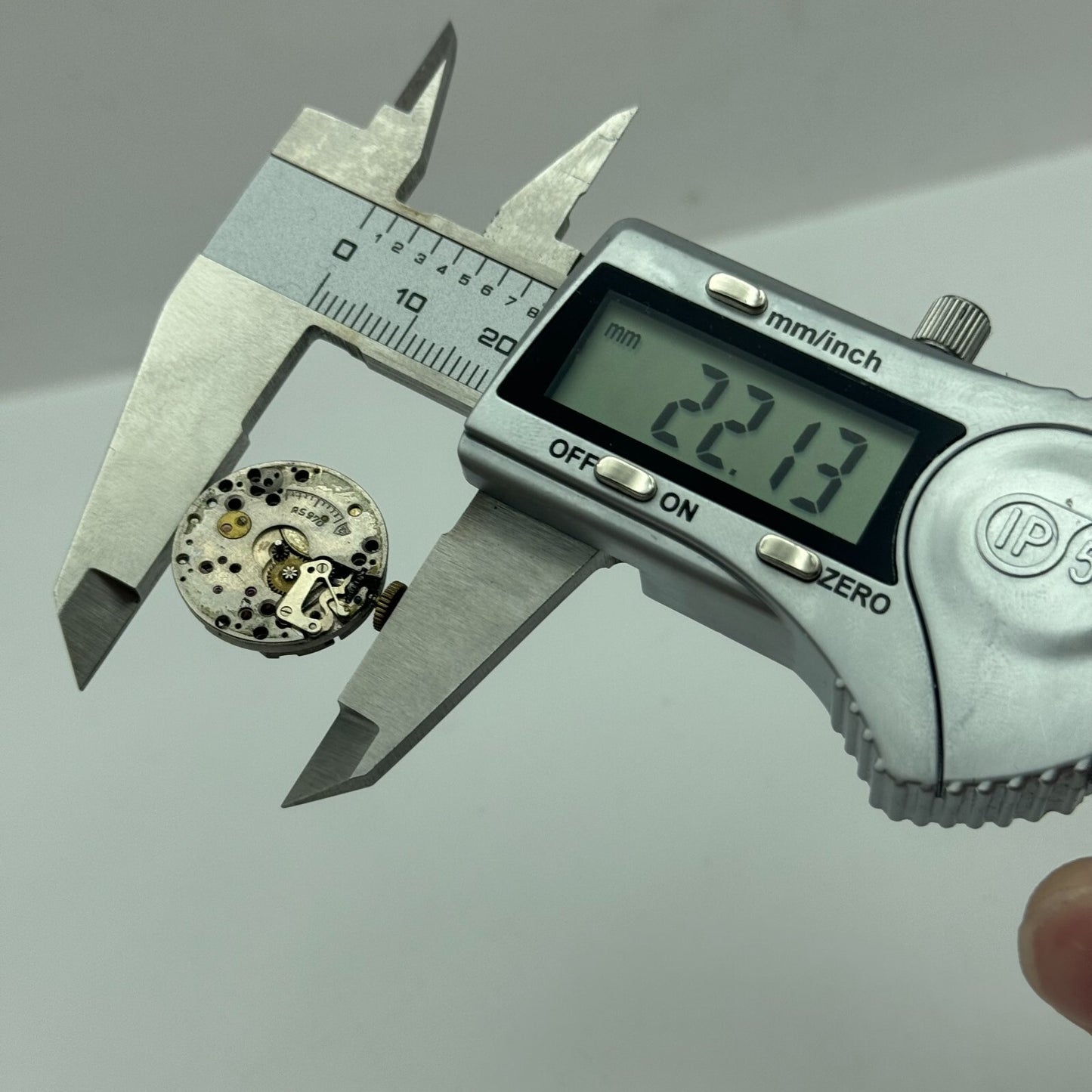 19.7mm Luvex AS 970 A Schild Manual Wind Swiss Watch Movement PARTS SPARES