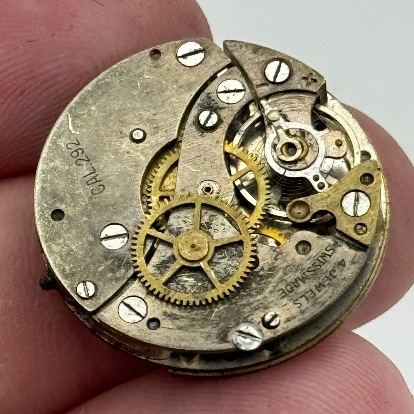 23.9mm Oris Cal 292 Swiss 4 Jewel Manual Wind Watch Movement Swiss Vintage PARTS