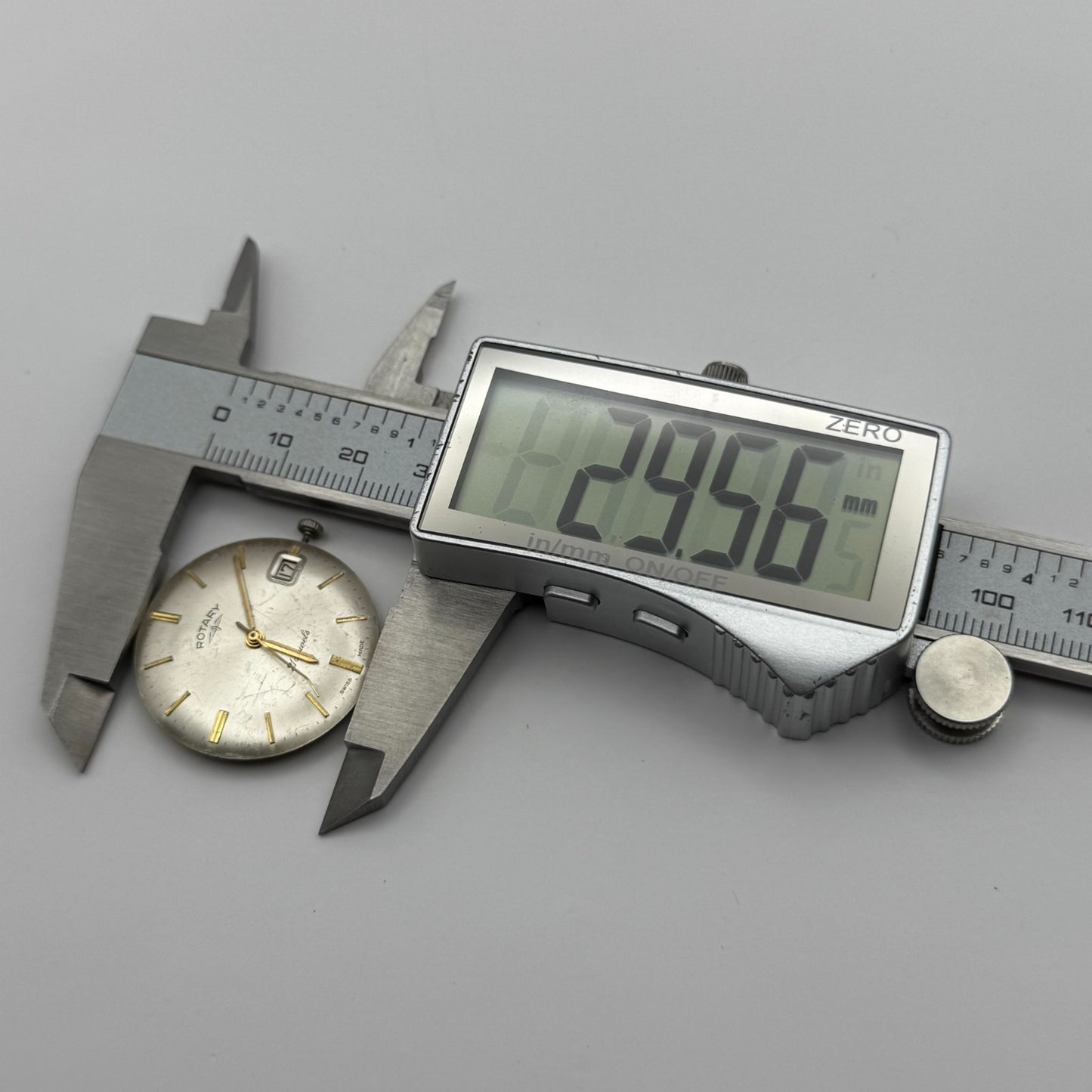 AS 1702/03 Rotary Date Watch Movement Manual Wind Vintage Parts Repair 25.8mm