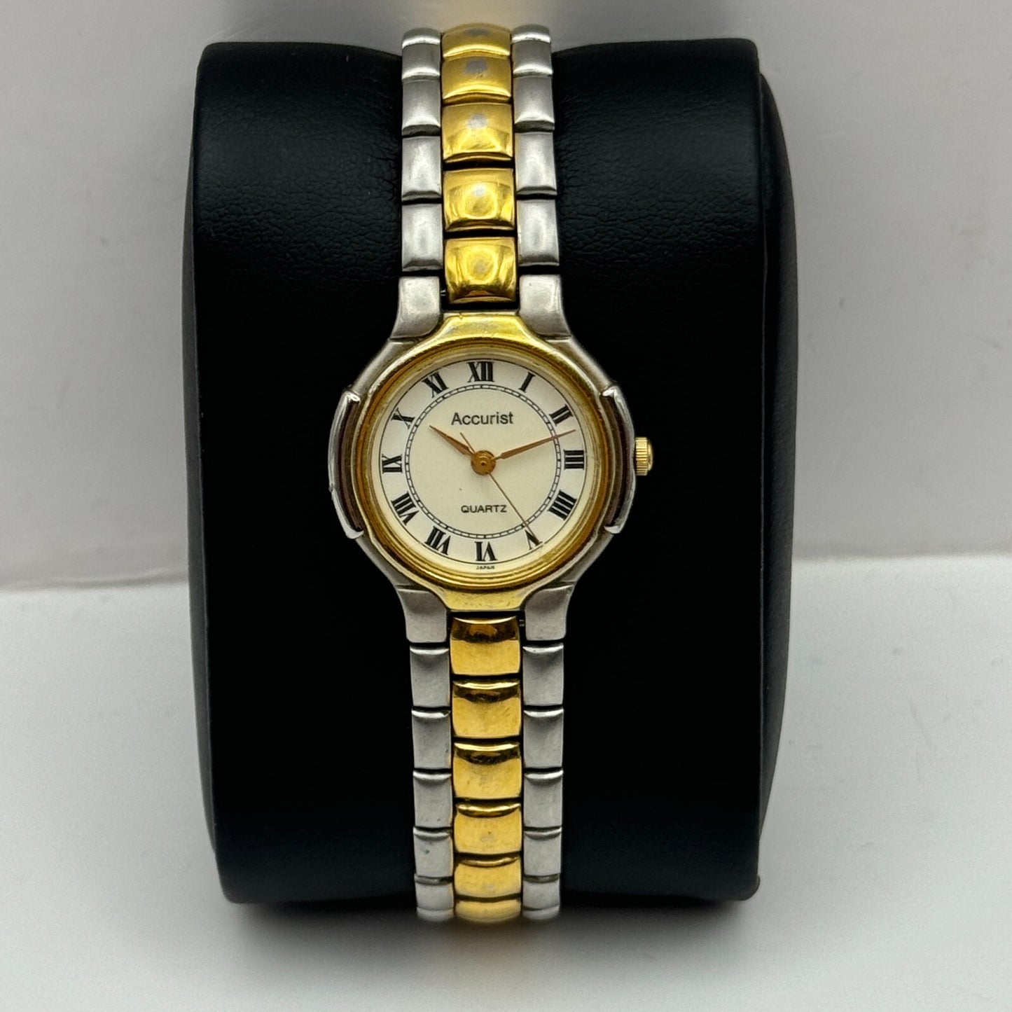 24mm Working Ladies Accurist 813000 Two Tone Vintage Quartz Watch Japan 7.3 Inch