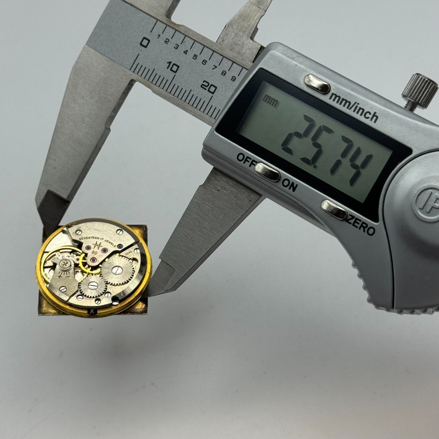 25.7mm Hamilton Cal 60 Good Balance Manual Wind Watch Movement PARTS REPAIR