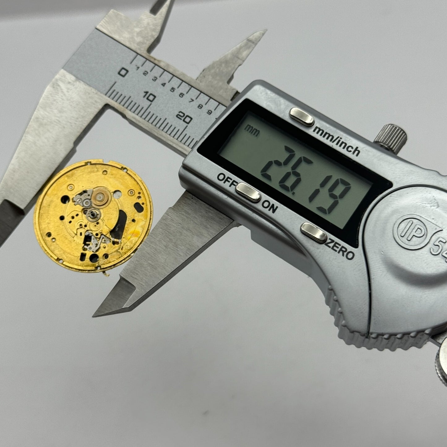26.1mm Tag Heuer 1.89 ETA 955.112 Quartz Partial Watch Movement Vintage PARTS