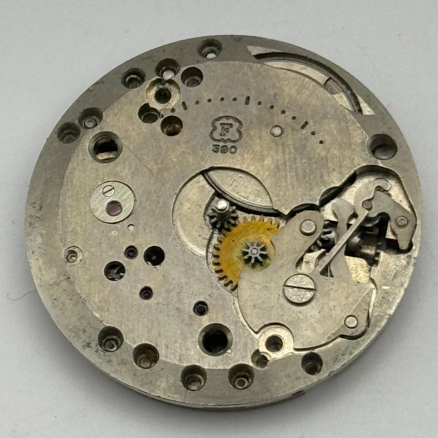 26.9mm Majex Felsa F 390 Manual Wind Watch Movement Swiss Vintage PARTS SPARES