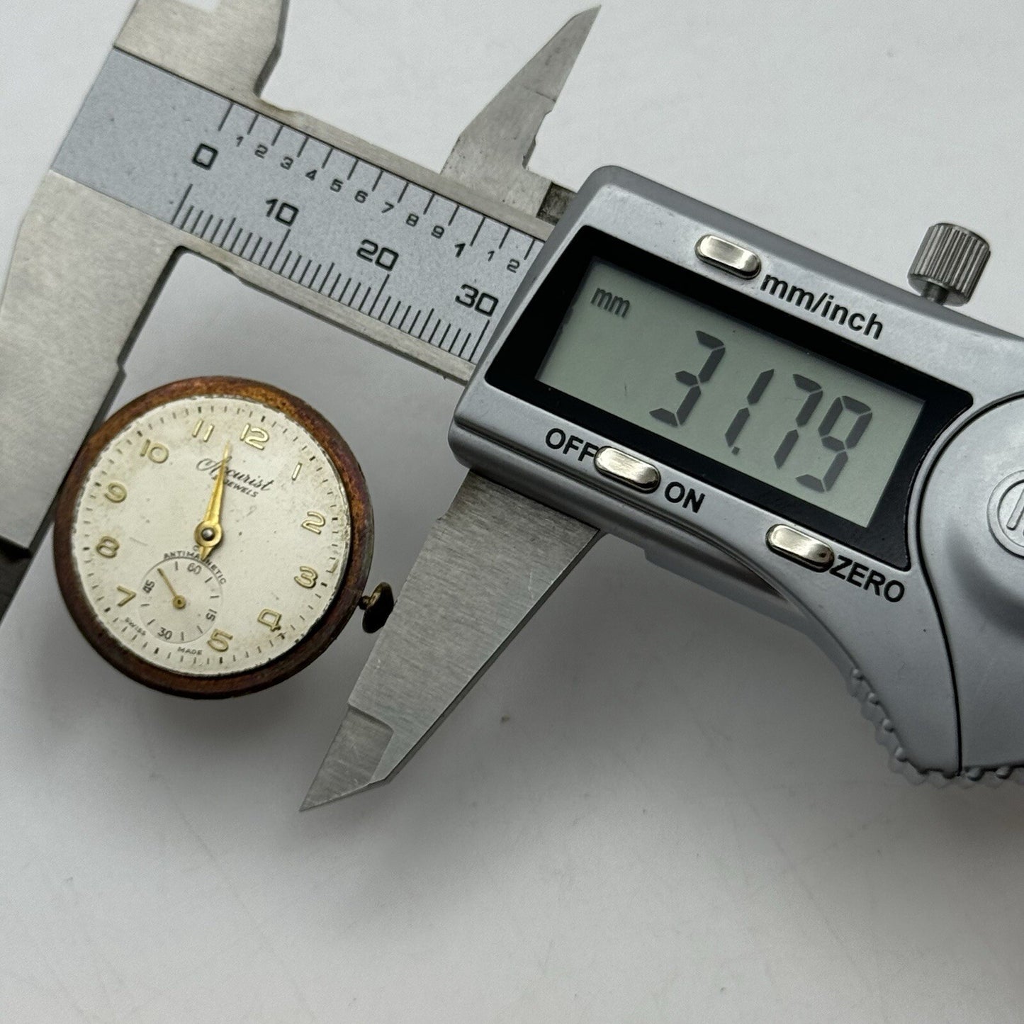 25.1mm Manual Wind AS 1002 984 Accurist Watch Movement Restoration Parts Repair
