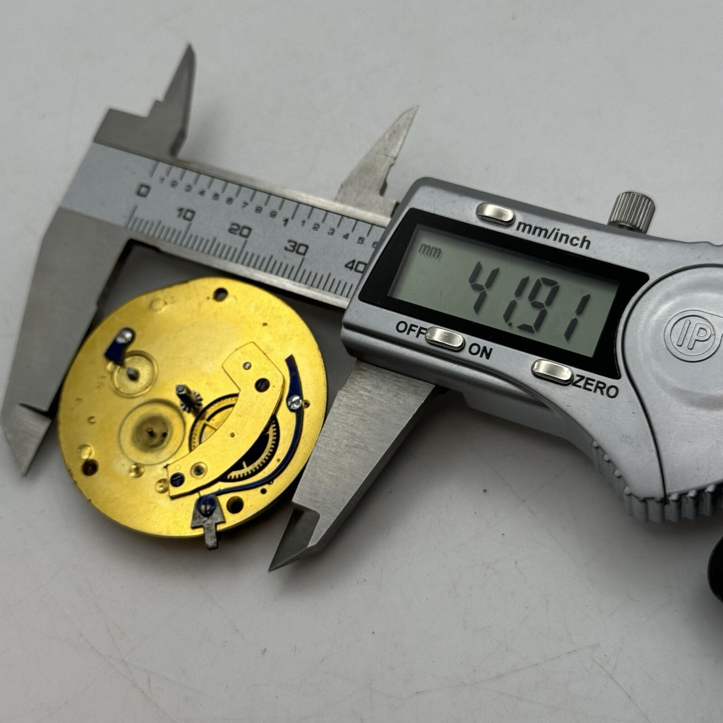 41.9mm Hanton Amptill Bedfordshire Fusee No Chain Watch Movement FOR PARTS