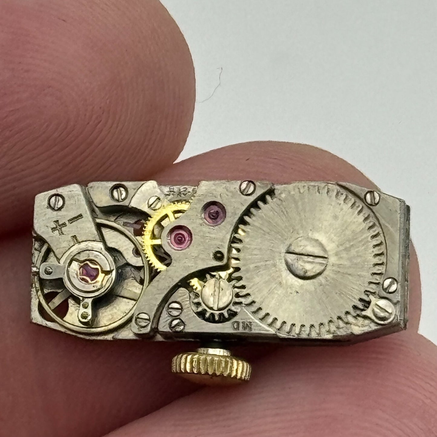 9mm Ladies FHF 59-21 Manual Wind Watch Movement Swiss Made Vintage PARTS