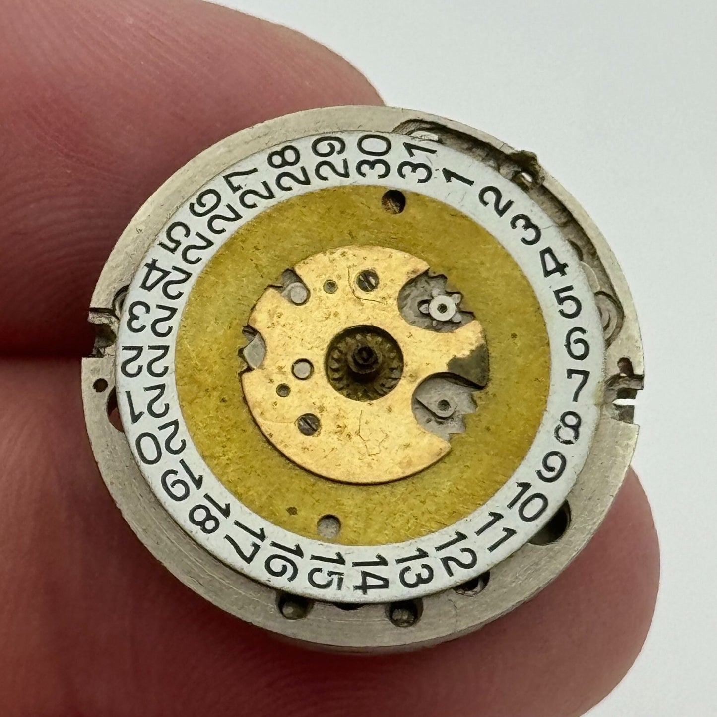 23.8mm F.Mauthe 612 German Manual Wind 17 Jewels Watch Movement Vintage PARTS