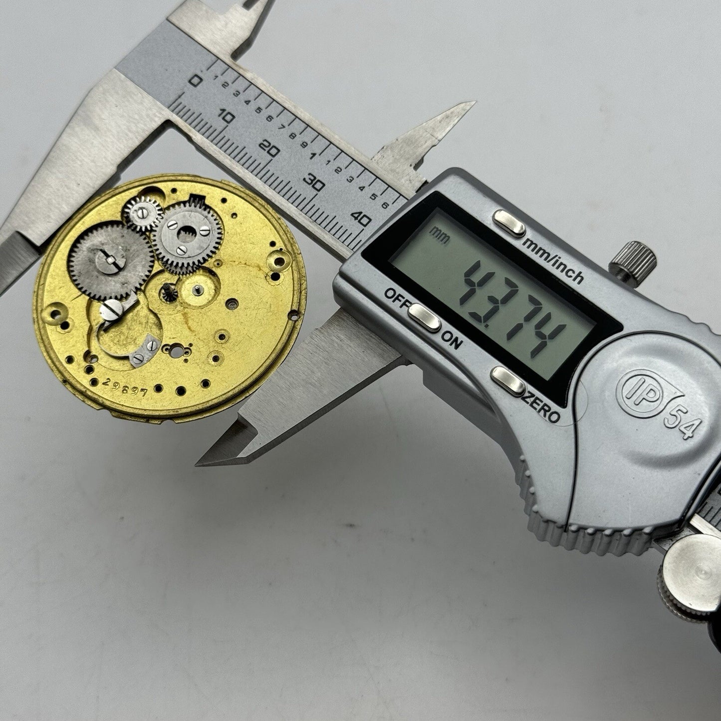 43.7mm Unidentified Partial Pocket Watch Movement FOR PARTS Restoration