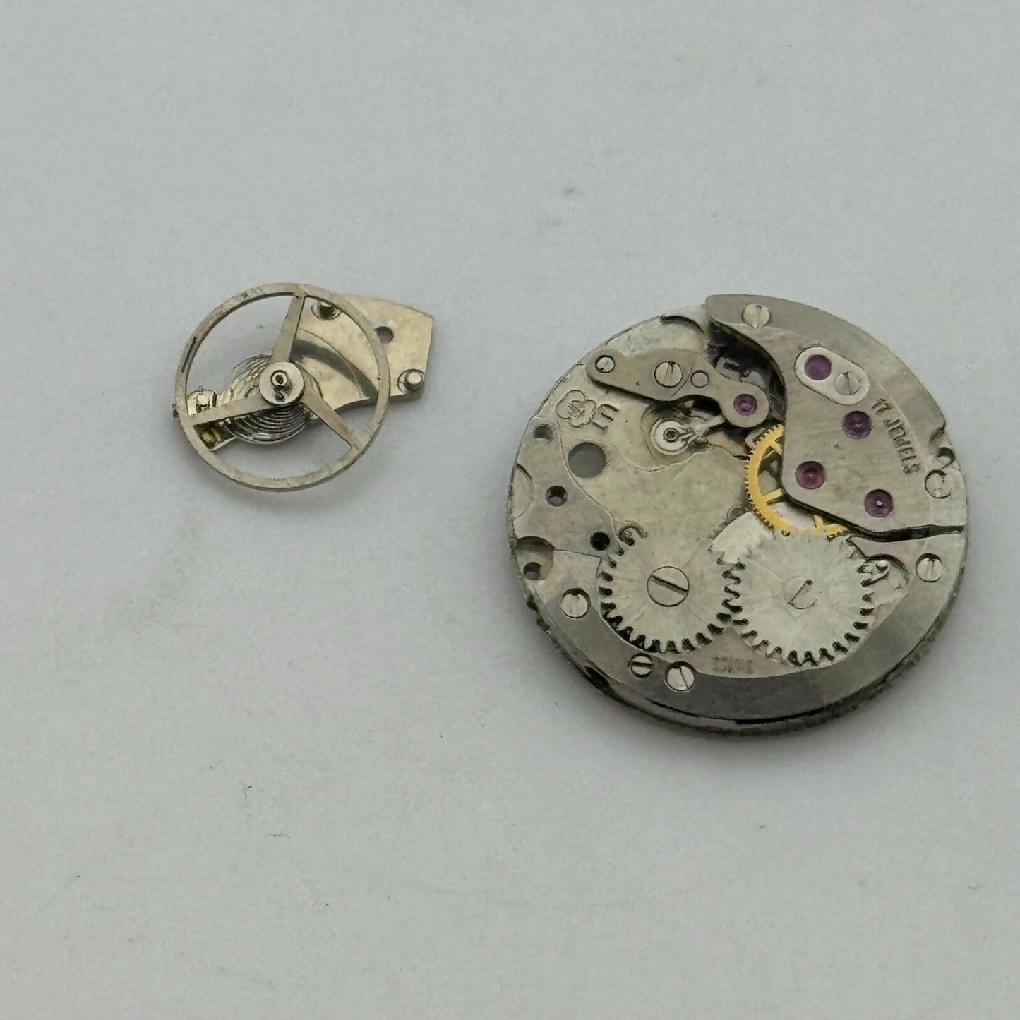 17.4mm Ladies ETA UT 2512 Manual Wind 17 Jewels Watch Movement PARTS REPAIR