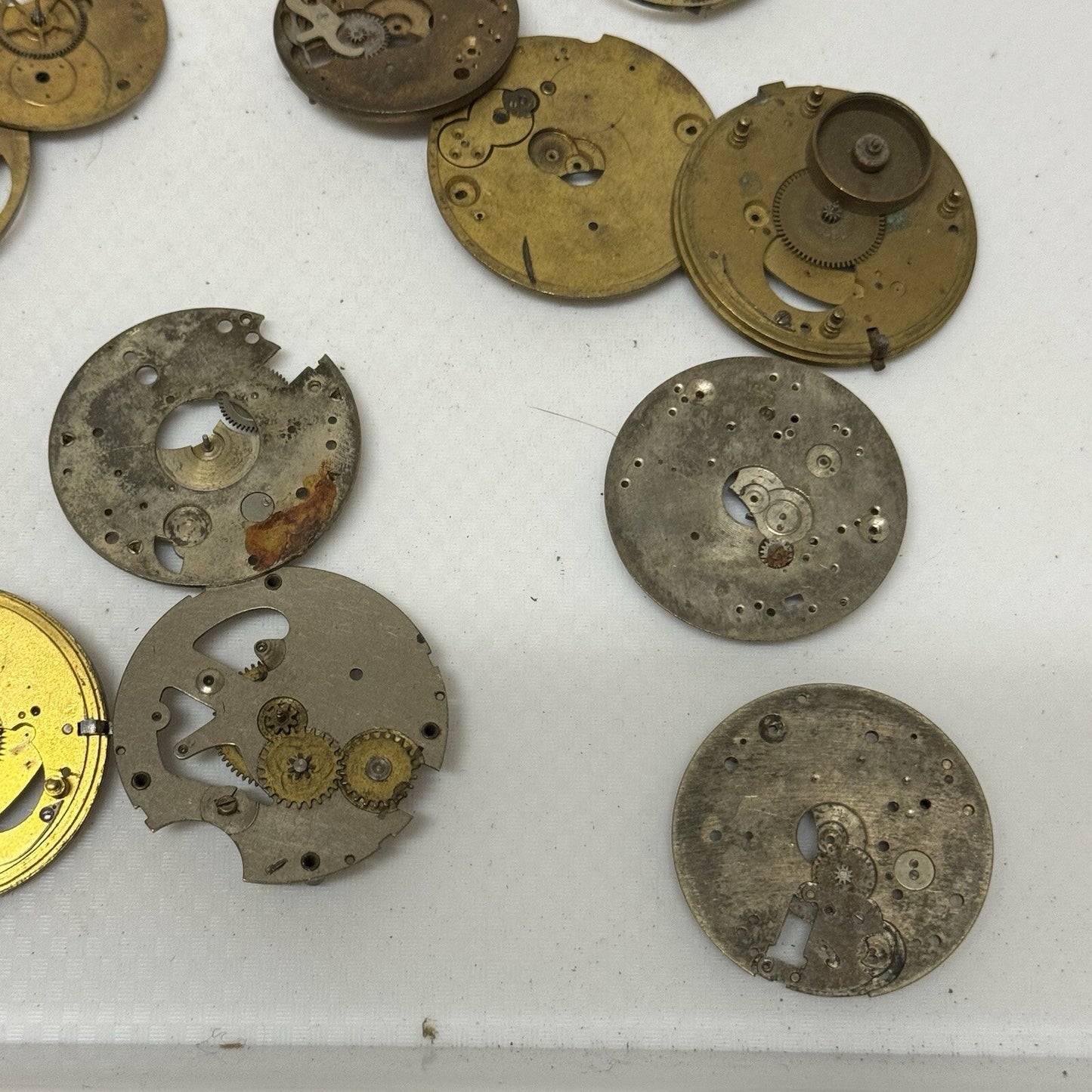 390 Grams Mixed Partial Pocket Watch Movements Watchmakers Job Lot Spares Parts