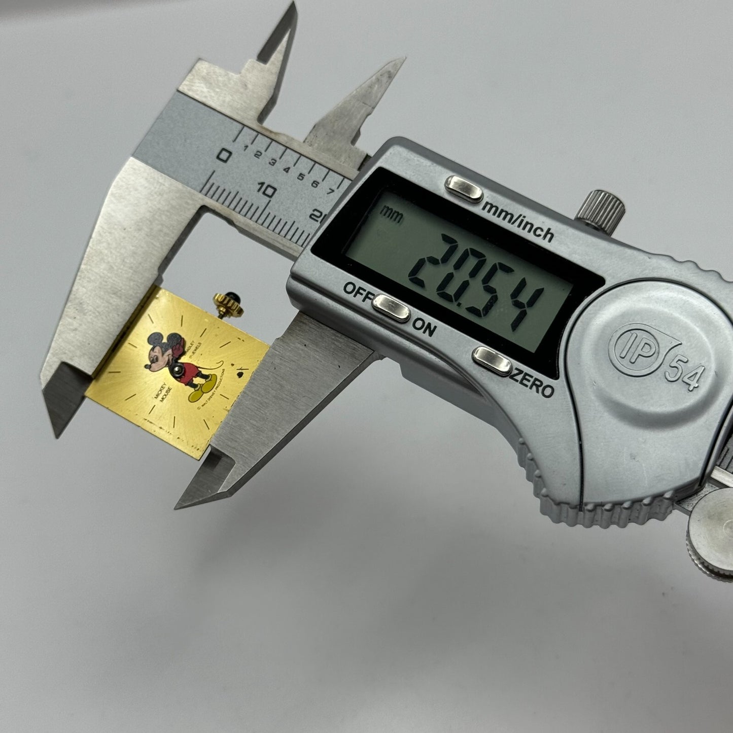 19.5mm Running Mickey Mouse Bradley Walt Disney RAX 6061-21 Watch Movement PARTS