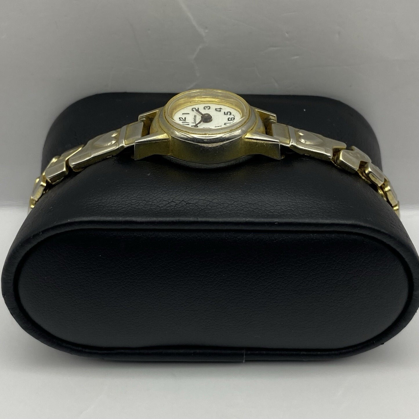 17mm Vintage Ladies Lucerne Cal 5601 Manual Cocktail Heart Watch NON WORKING