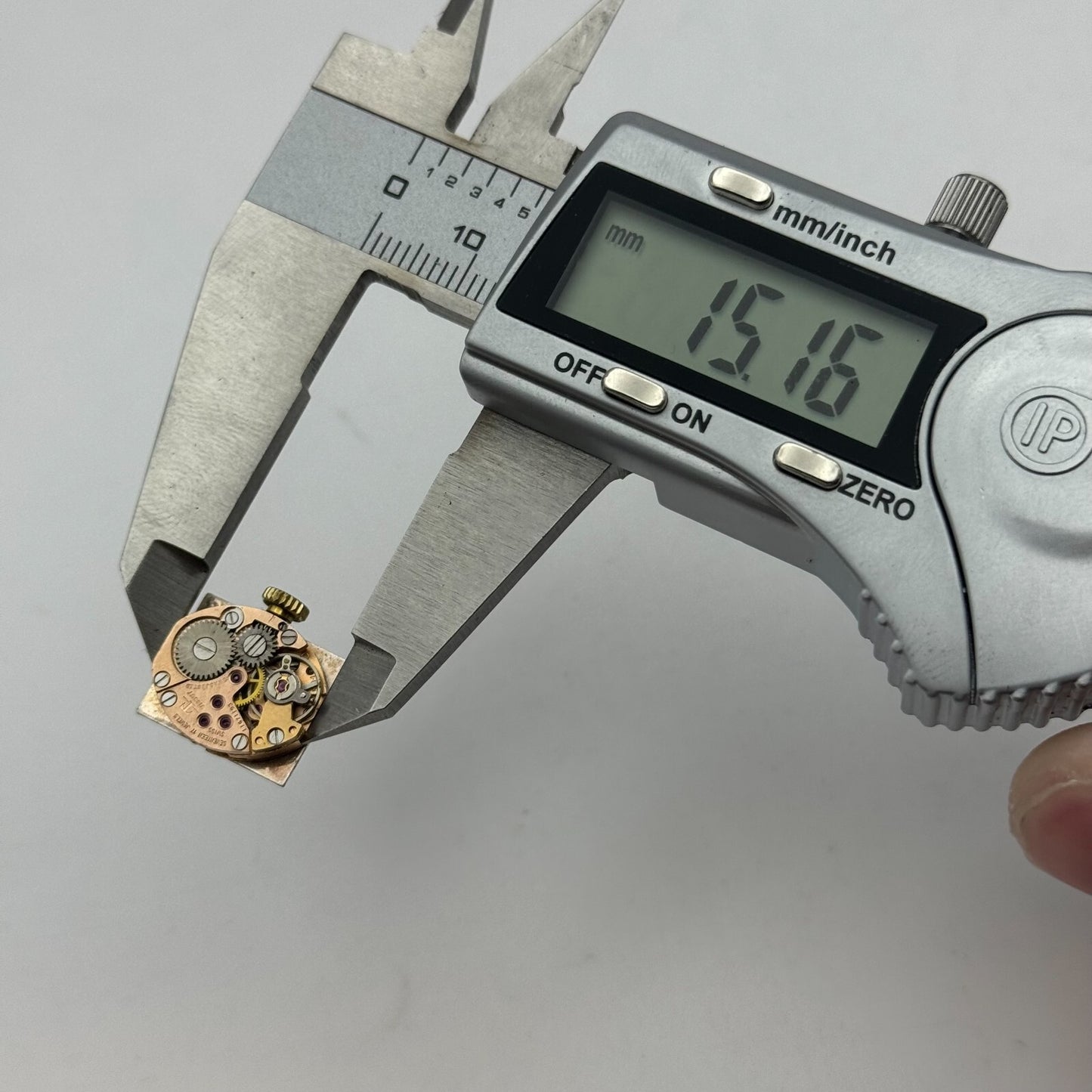 15.1mm Tissot 530-1 Balance Ok Swiss Manual Wind Watch Movement PARTS REPAIR