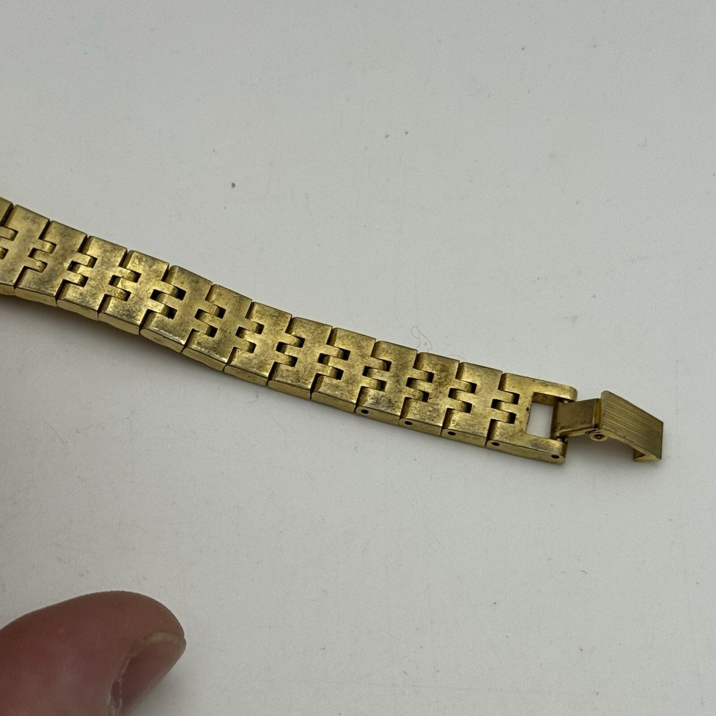 23mm Ladies Nentime Gold Plated Manual Wind Watch Swiss Vintage RUNS 2 MINS FAST