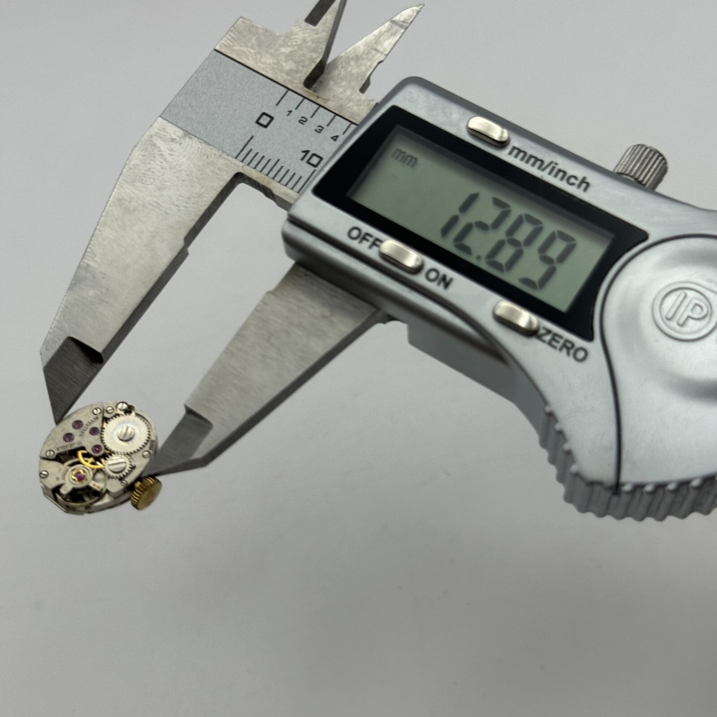 12.9mm Ladies Running Shield AS 1977-2 A Schild Manual Wind Watch Movement PARTS