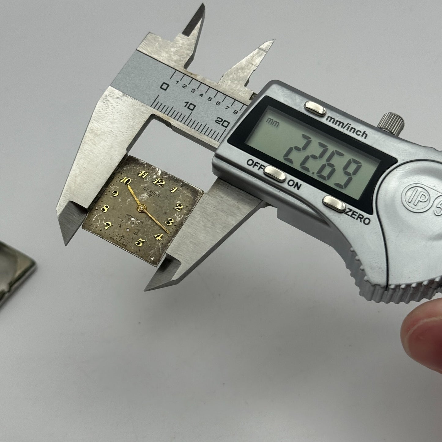 24mm Derrick Arogno A 120 Balance Ok Manual Wind Swiss Watch Movement PARTS