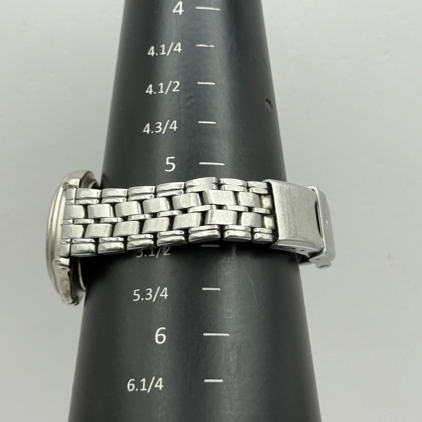 Accurist Ladies Quartz Watch Black Dial Silver Tone Bracelet Japan Working 27mm