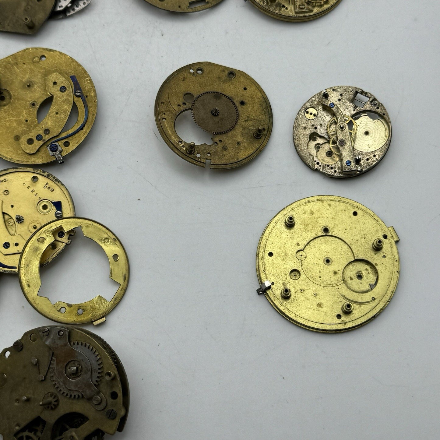 500 Grams Job Lot Of Pocket Watch Movements Parts For Spares / Repairs / Parts