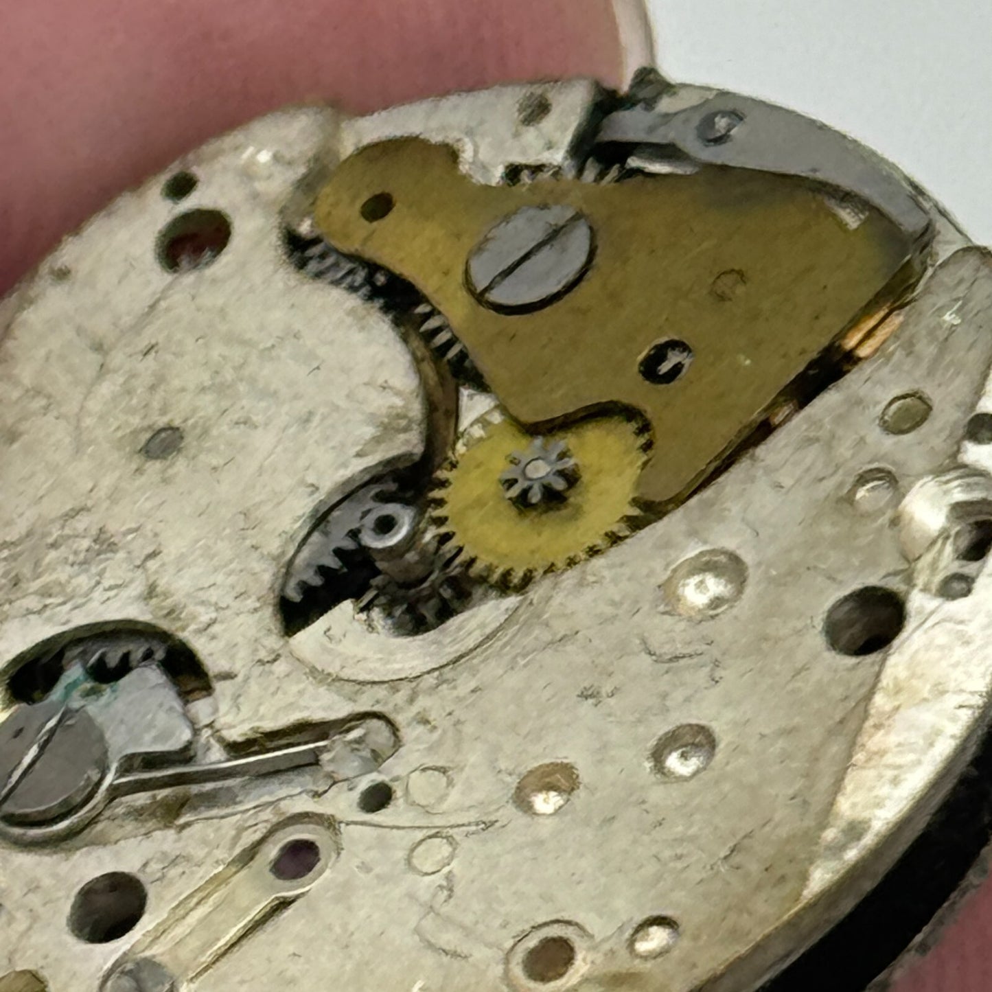 23.9mm Oris Cal 292 Swiss 4 Jewel Manual Wind Watch Movement Swiss Vintage PARTS