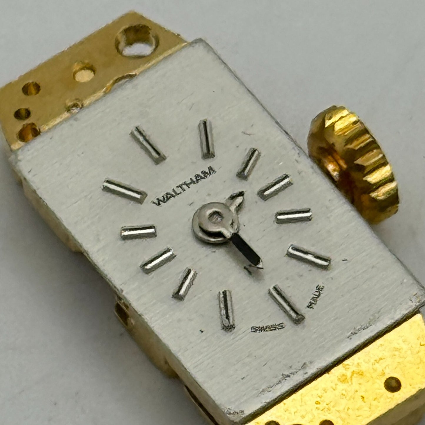 9mm Running Waltham FHF 59-21 Ladies Manual Wind Watch Movement Vintage PARTS