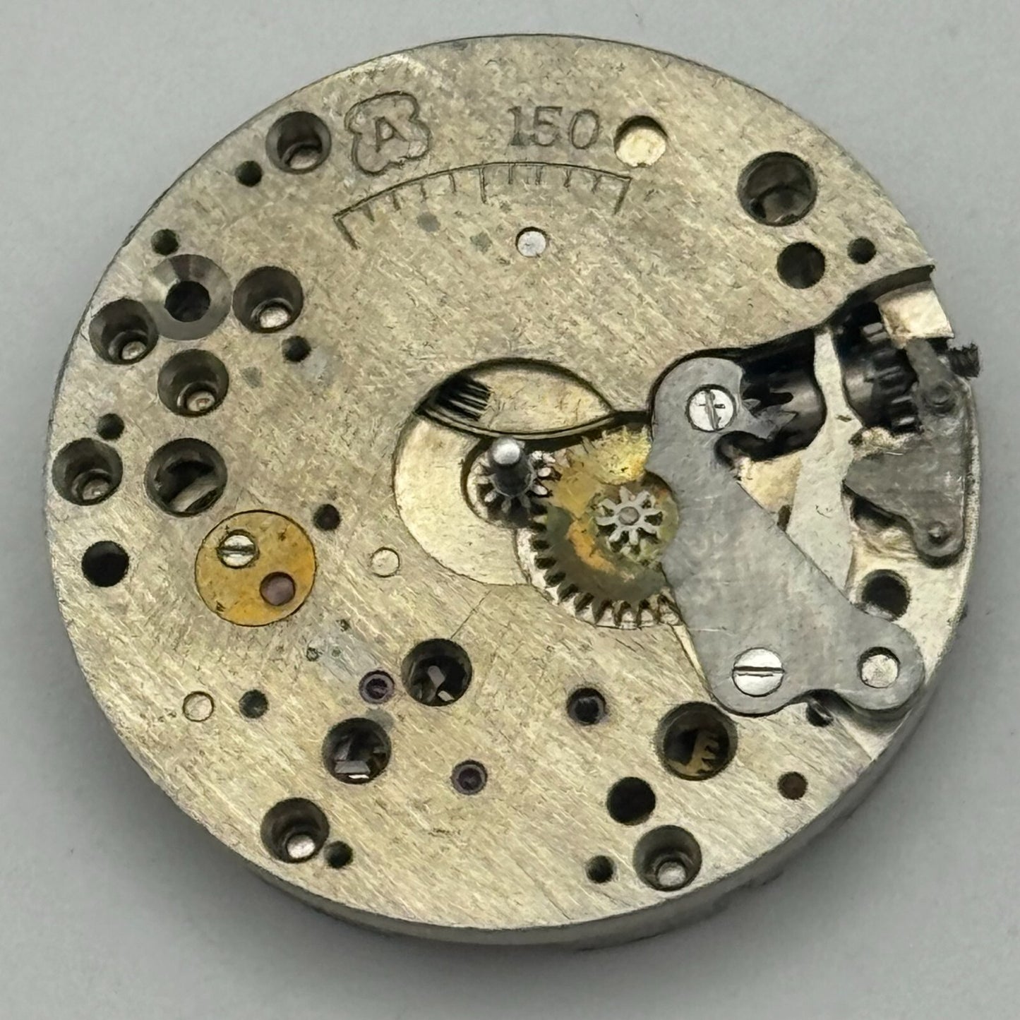 23.6mm Arogno A 150 Manual Wind 15 Jewels Vintage Swiss Watch Movement PARTS