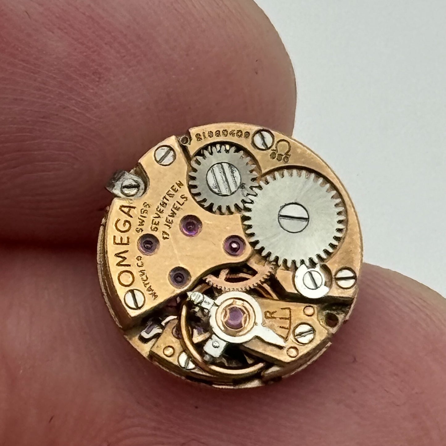 12.5mm Ladies Omega Cal 650 Manual Wind 17 Jewels Swiss Watch Movement PARTS
