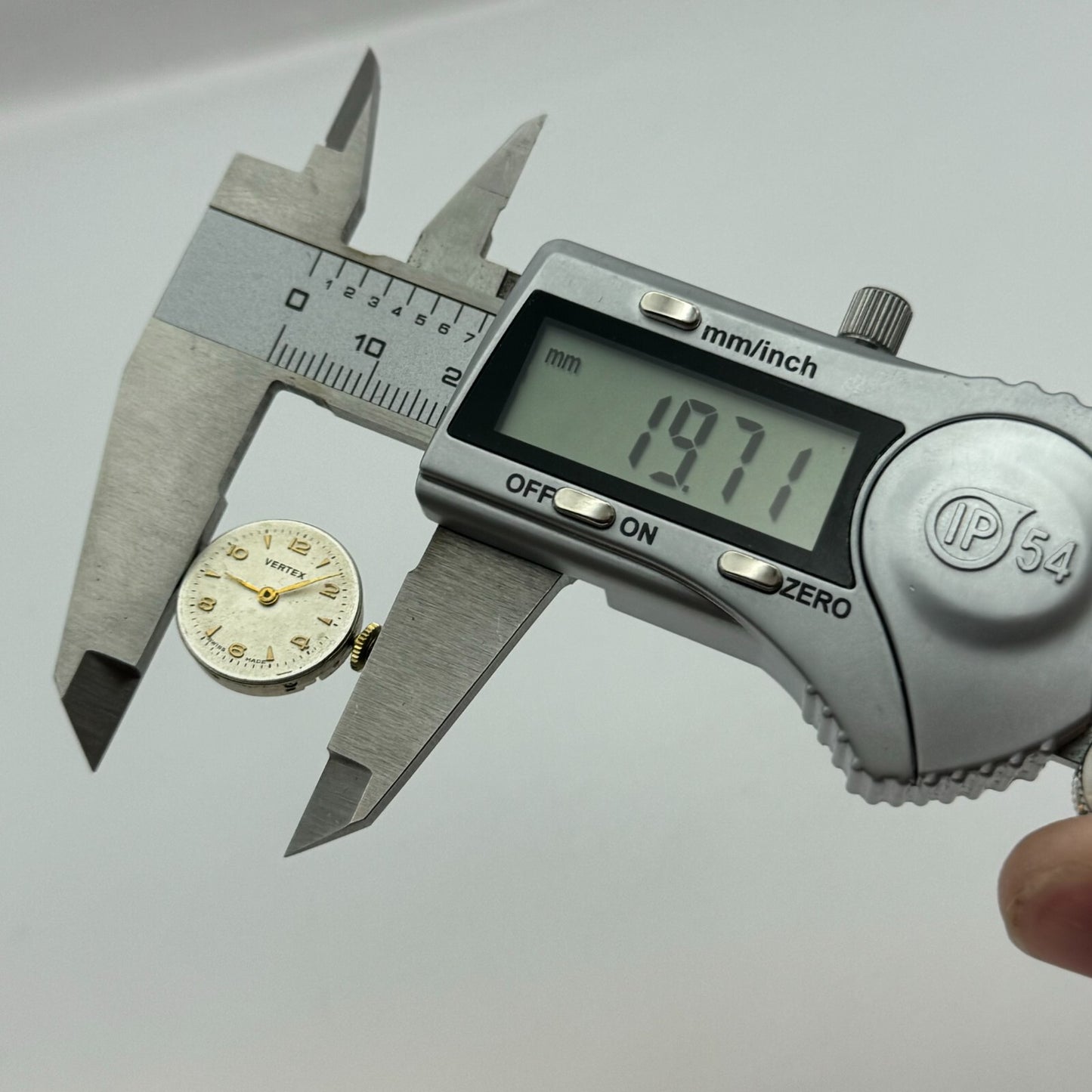 19.7mm Ladies Vertex Revue 49 Manual Wind 15 Jewels Swiss Watch Movement PARTS