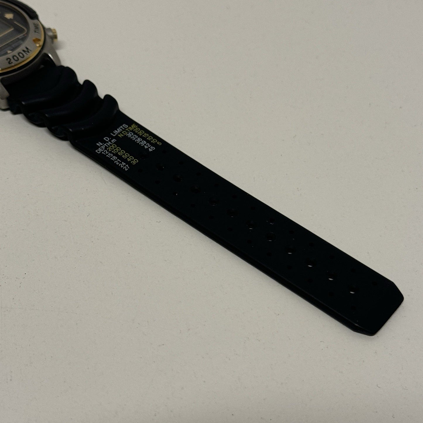 46mm Citizen Promaster Hyper Aqualand D203-089821 Digital Watch Runs To Repair
