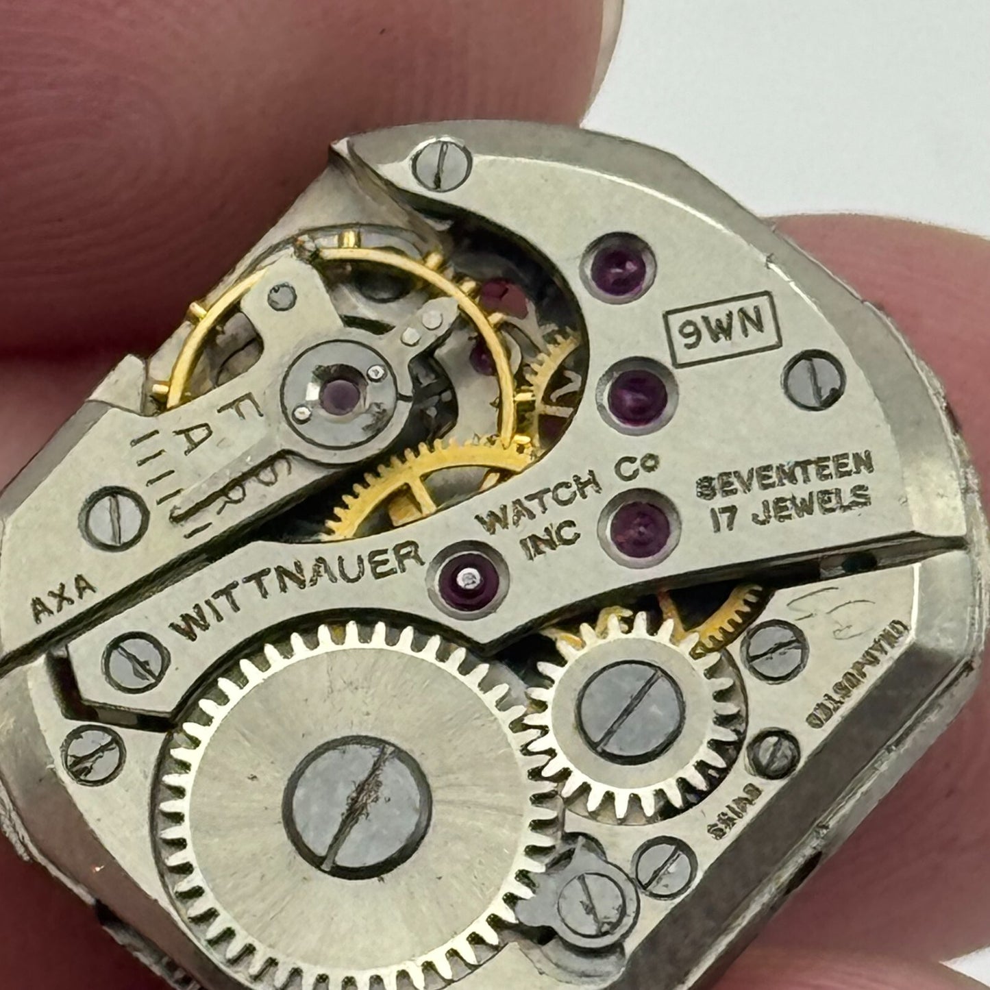 18.5mm Wittnauer 9WN Manual Wind 17 Jewels Swiss Watch Movement PARTS SPARES