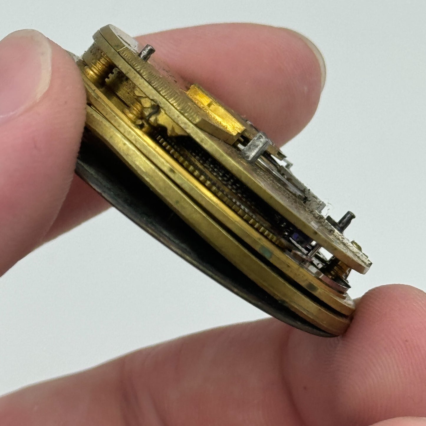 44.3mm Antique Unidentified Fusee Balance Intact Pocket Watch Movement PARTS
