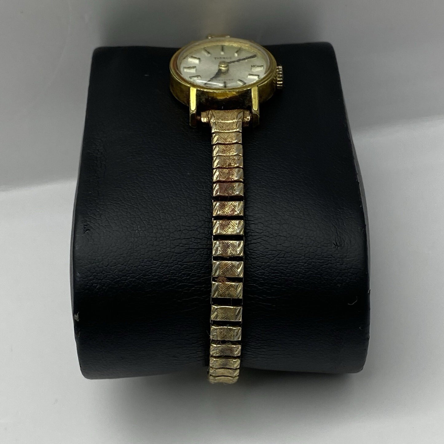 18mm Vintage Ladies Tissot Stylist Swiss Gold Tone Expandable Watch TO RESTORE