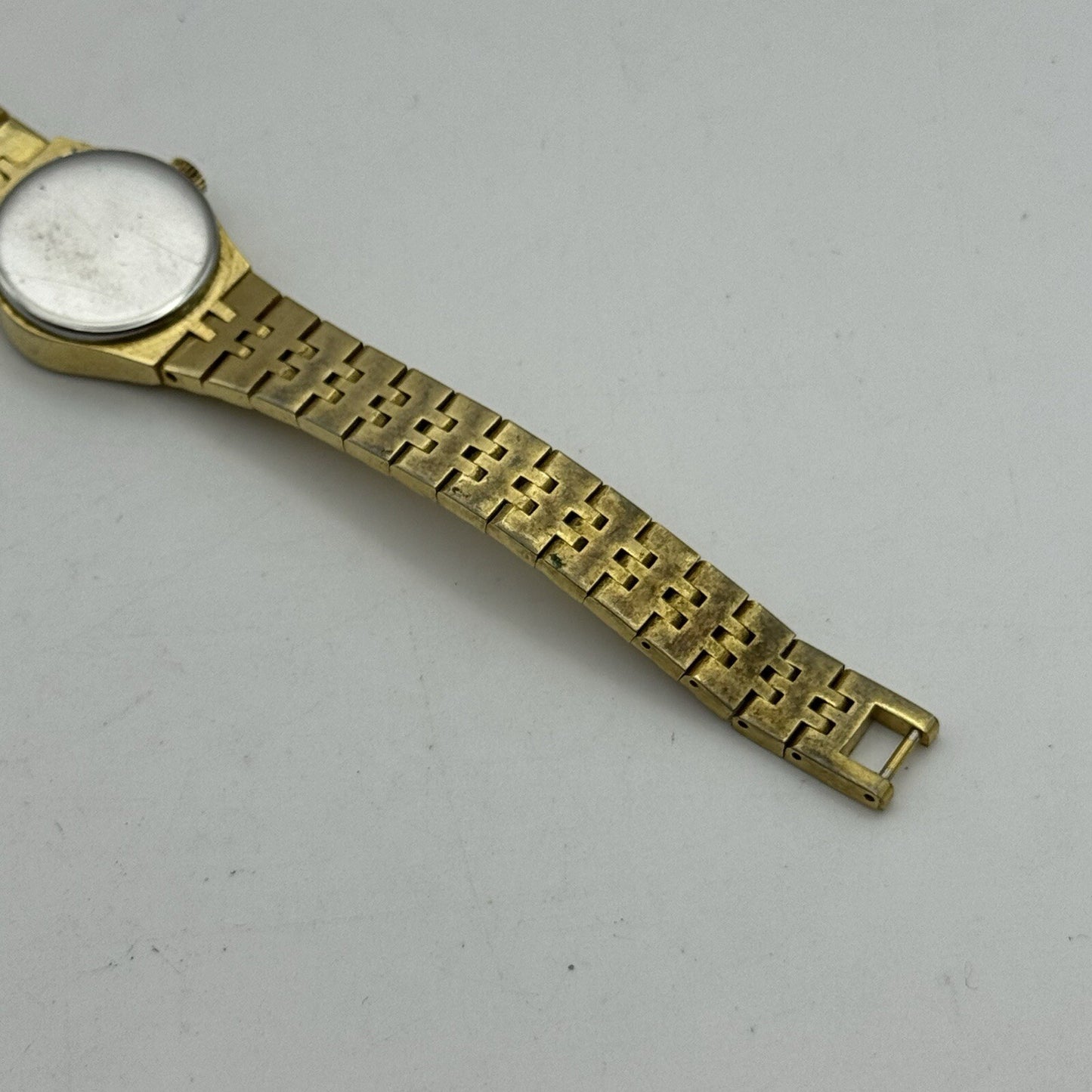 23mm Ladies Nentime Gold Plated Manual Wind Watch Swiss Vintage RUNS 2 MINS FAST